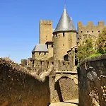 Отель Du Soleil Le Terminus Каркассон