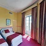 Du Soleil Le Terminus 4* Καρκασόν