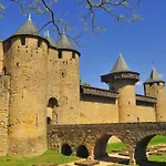 Du Soleil Le Terminus 4* Каркассон