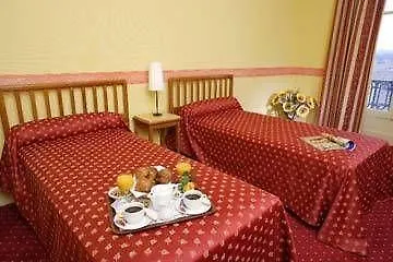 Du Soleil Le Terminus Hotel