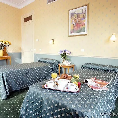 Du Soleil Le Terminus 호텔 4*