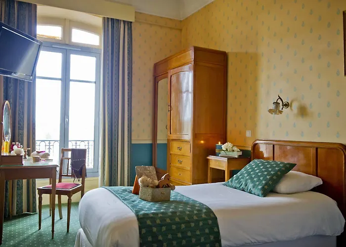 Du Soleil Le Terminus Hotel